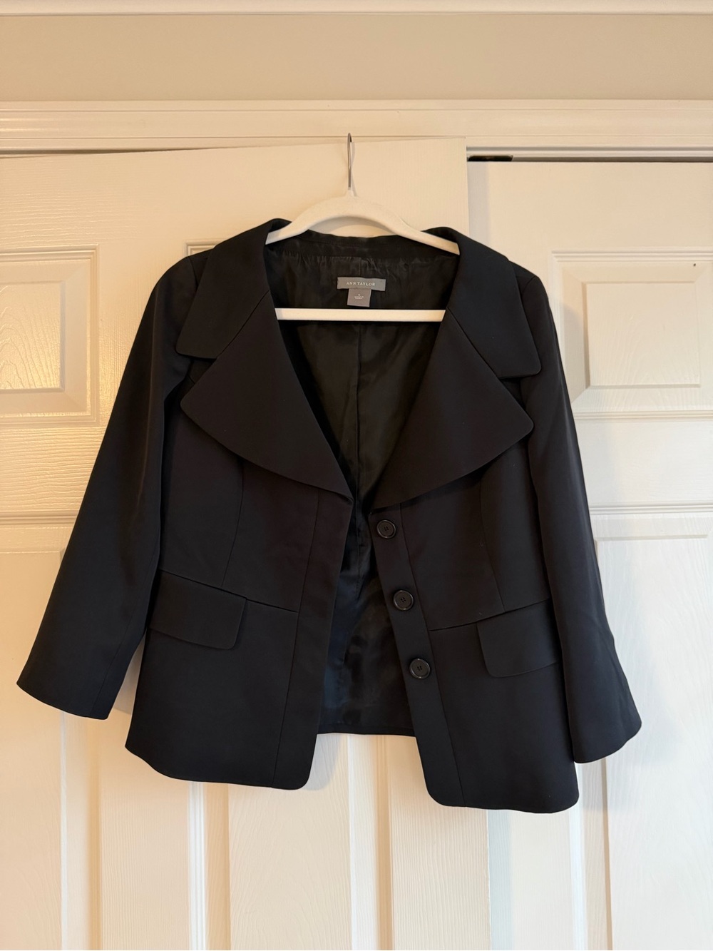 Ann Taylor Black Women's Tailored Blazer Jacket